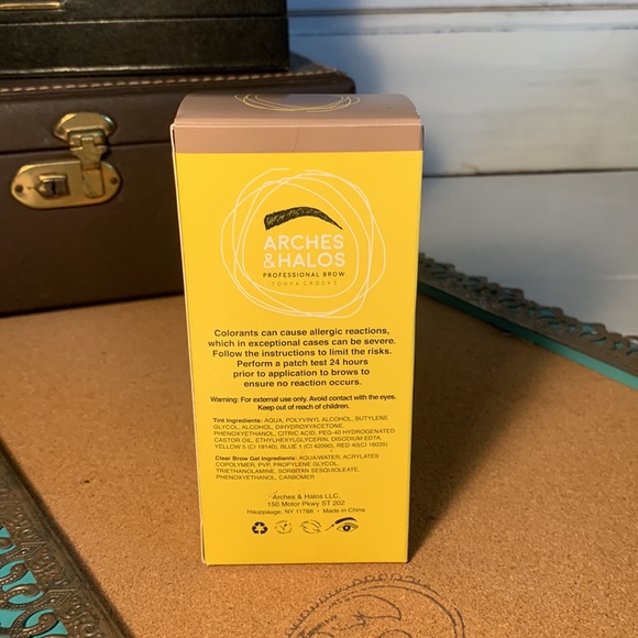 ARCHES & HALOS Professional Brow Tint Kit - Picture 2 of 5